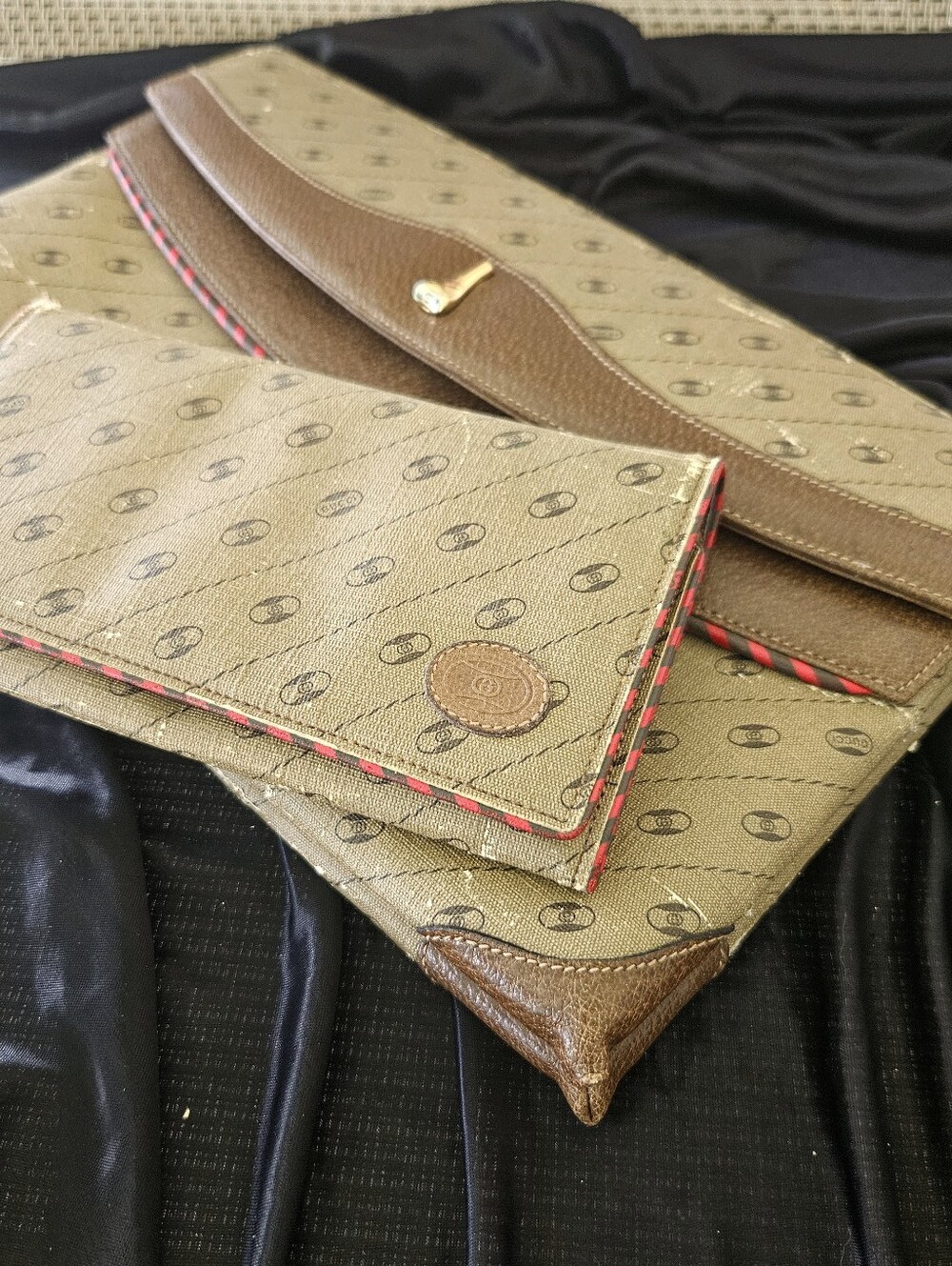 VINTAGE GUCCI PURSE,GUCCI WALLET, Read The History Of GUCCI, Collector Gucci,